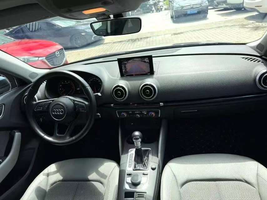 Audi A3 1.4TFSI 35TFSI Fashion Edition 6