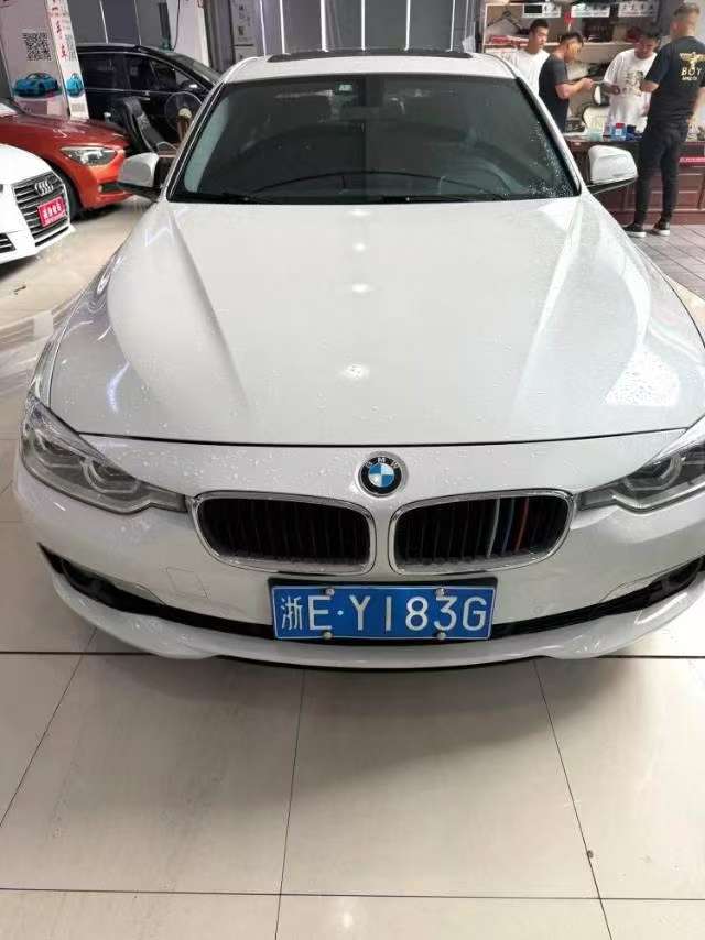BMW 3 Series 320Li Advance Edition 2