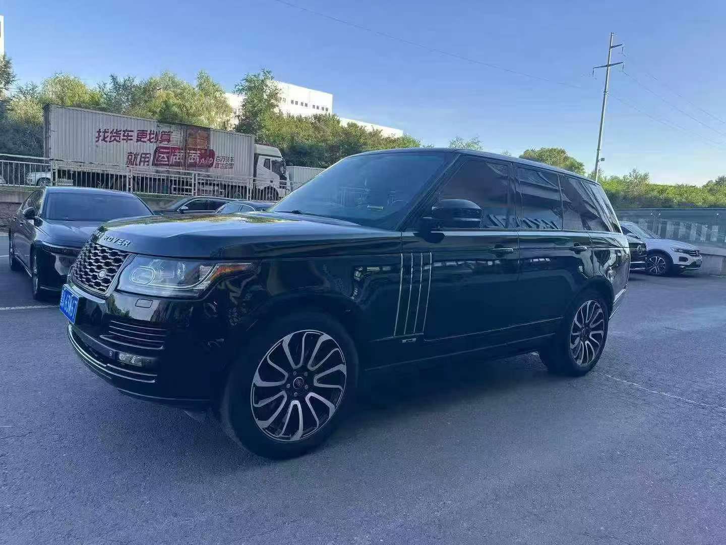 Land Rover Range Rover 2015 Executive Black Edition 2