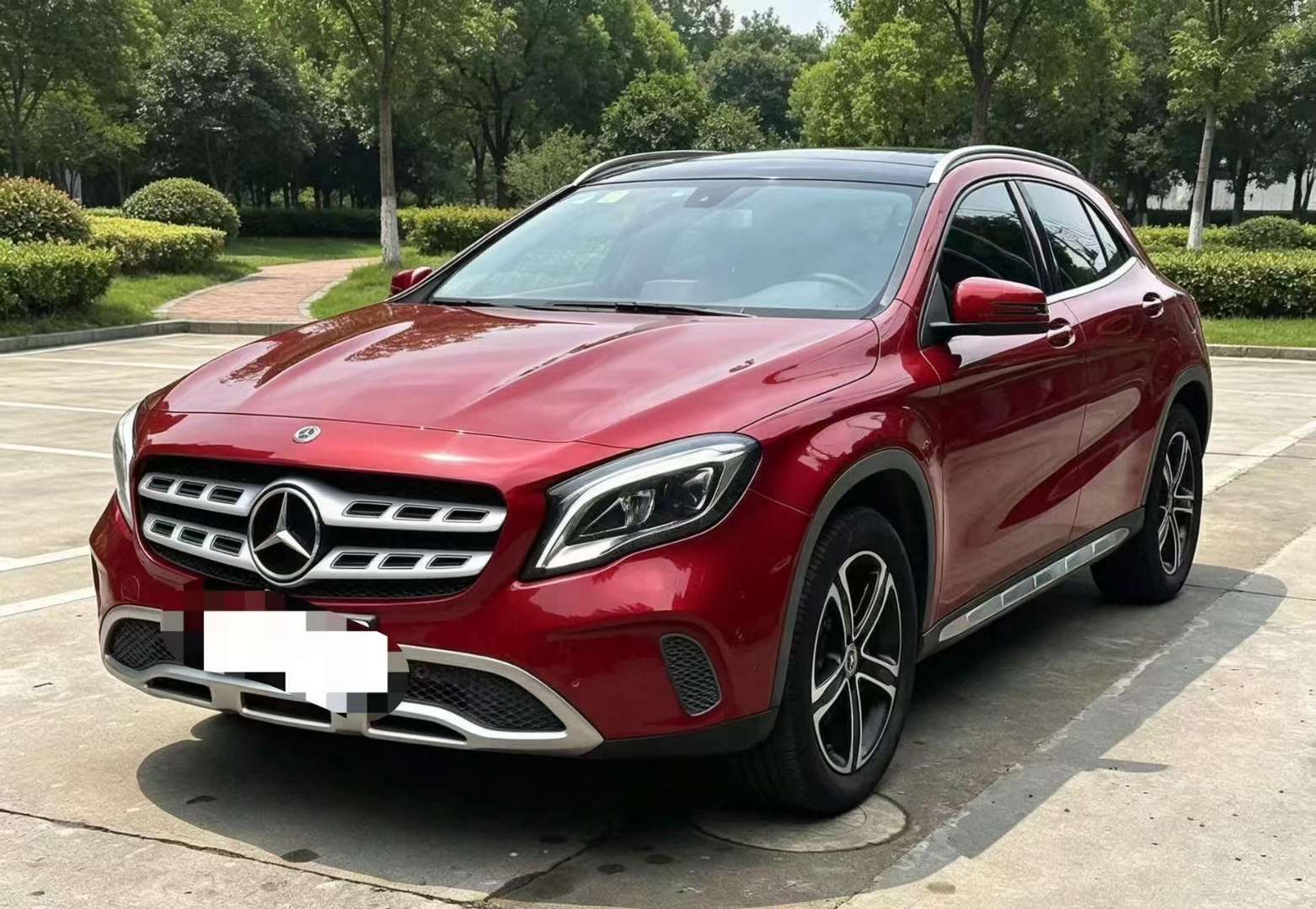 Mercedes-Benz GLA 1.6T Style 2