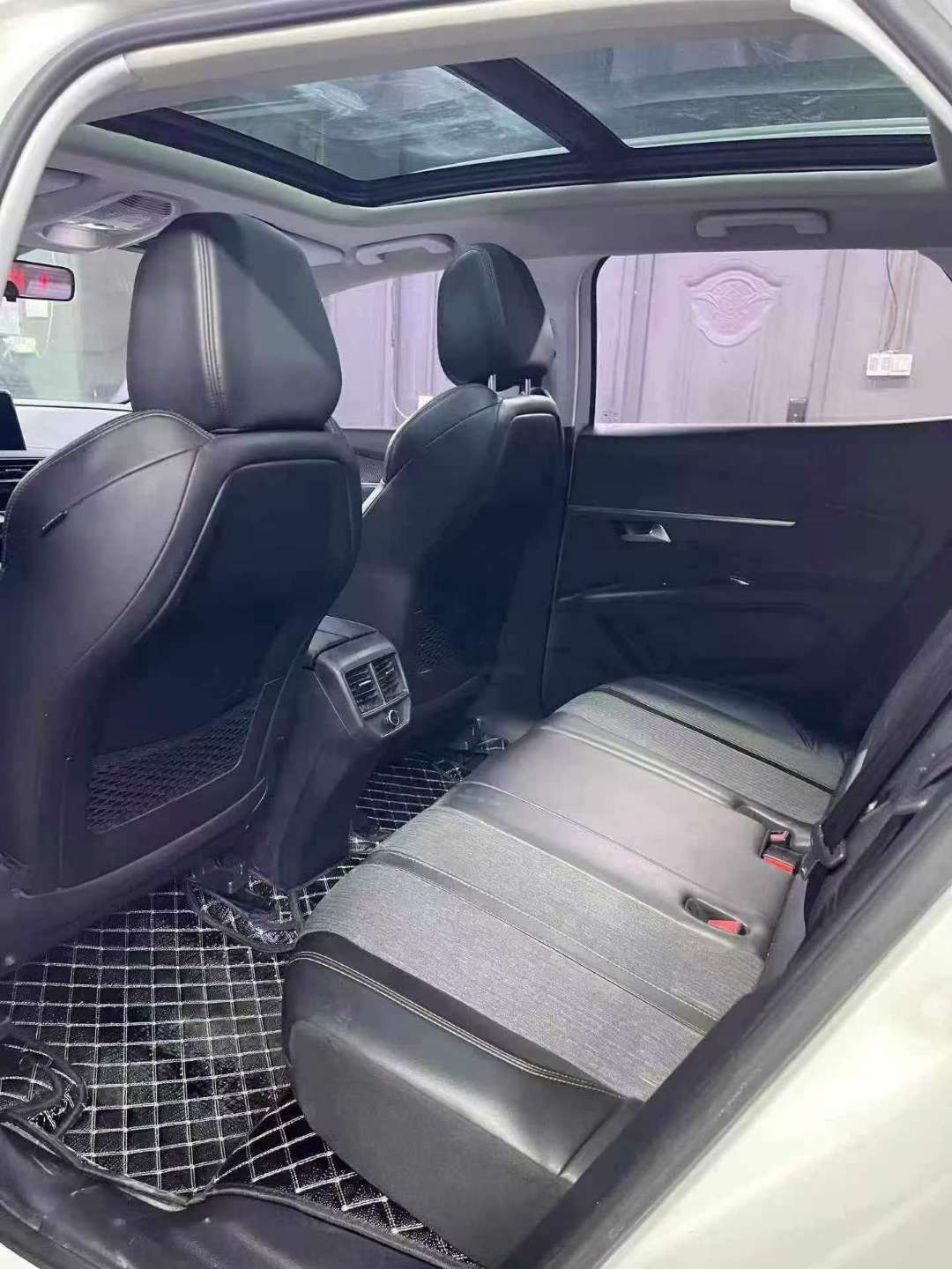 Peugeot 4008 2017 1.6T High Trim 9