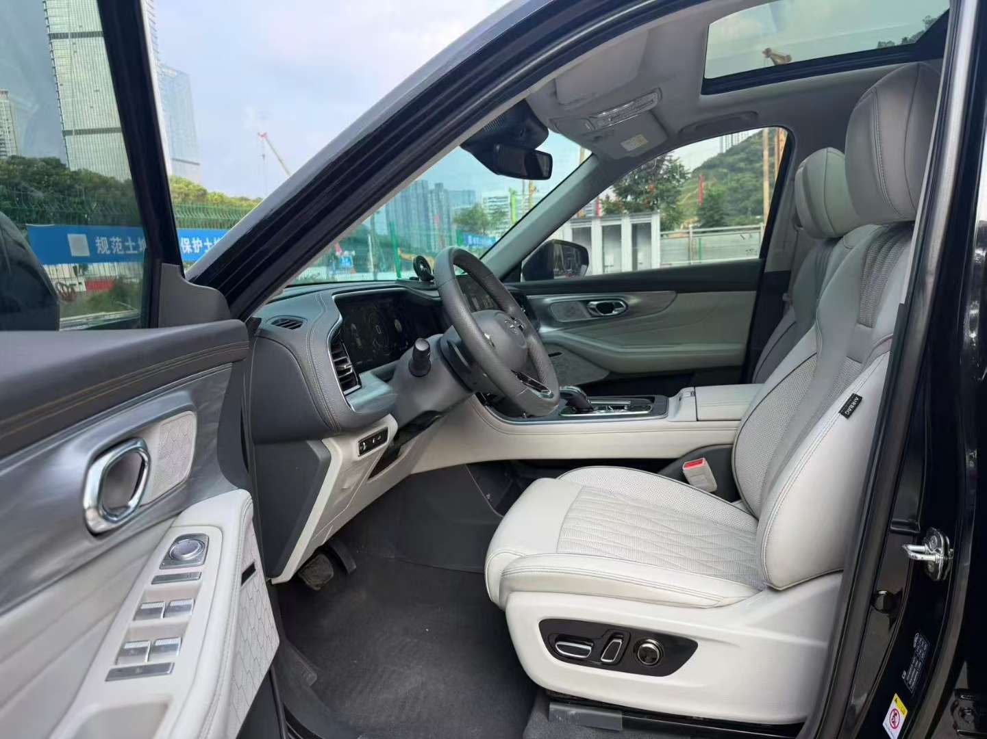 GAC Trumpchi GS8 2022 2.0T 2WD Luxury Smart Connect Edition (7-Seater) 6
