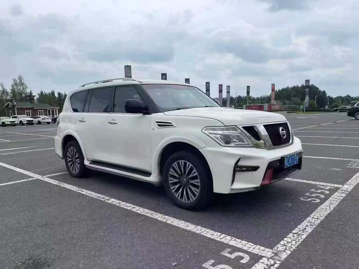 Nissan Patrol 4.0 Automatic 4WD 3