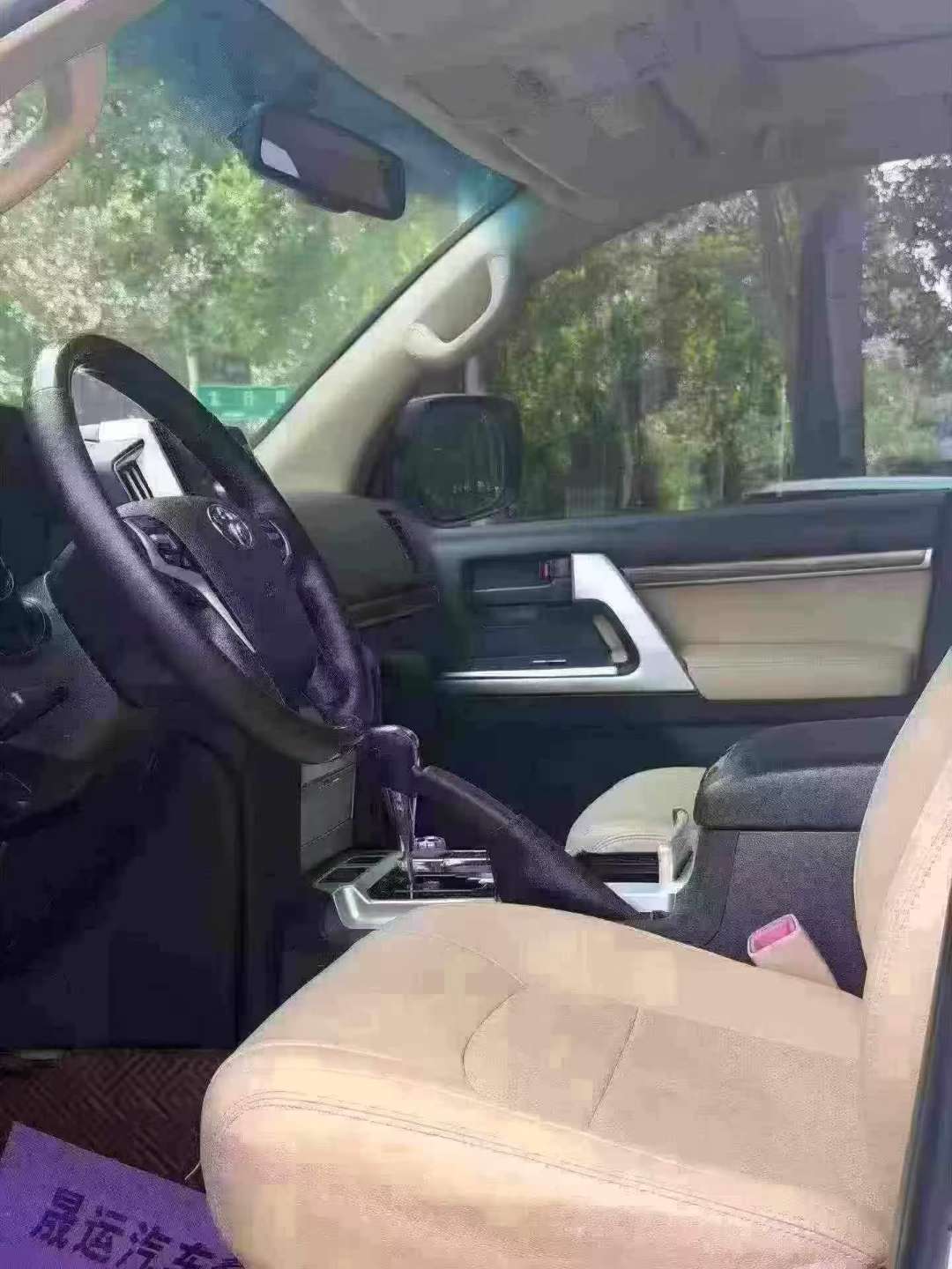 Toyota Land Cruiser 4.0 9