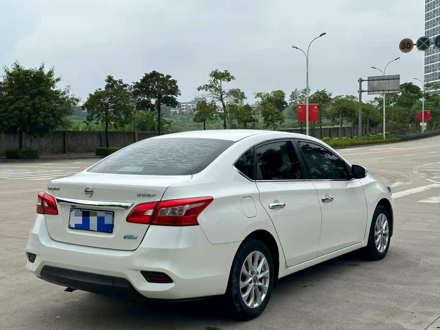 Nissan Sylphy 2019 1.6L Automatic Luxury 9