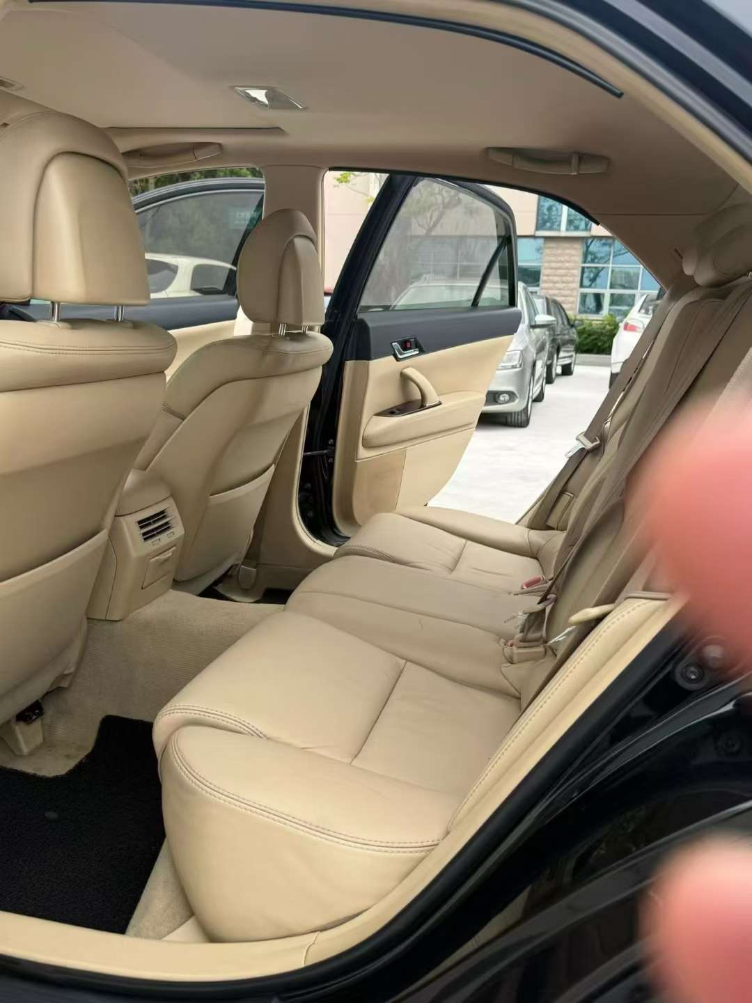 Toyota Reiz 8