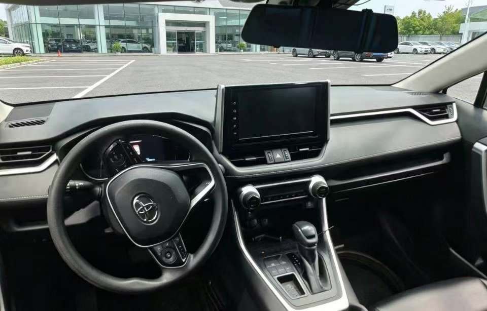 Toyota RAV4 2.0L FWD Fengshang 5