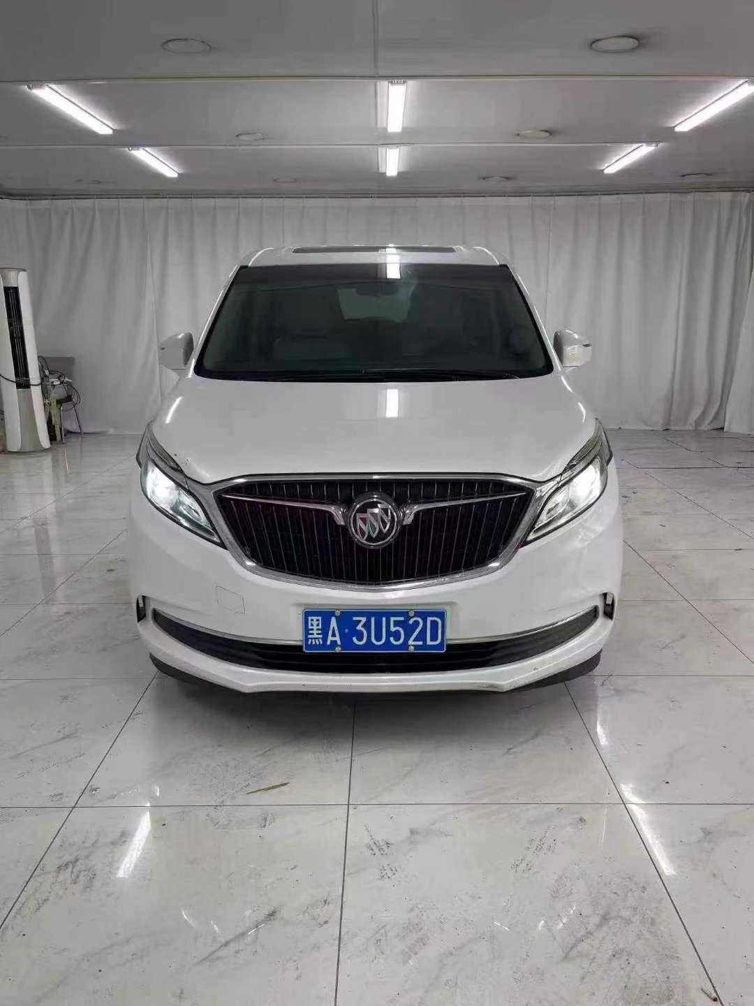 Buick GL8 ES 2.0T Automatic