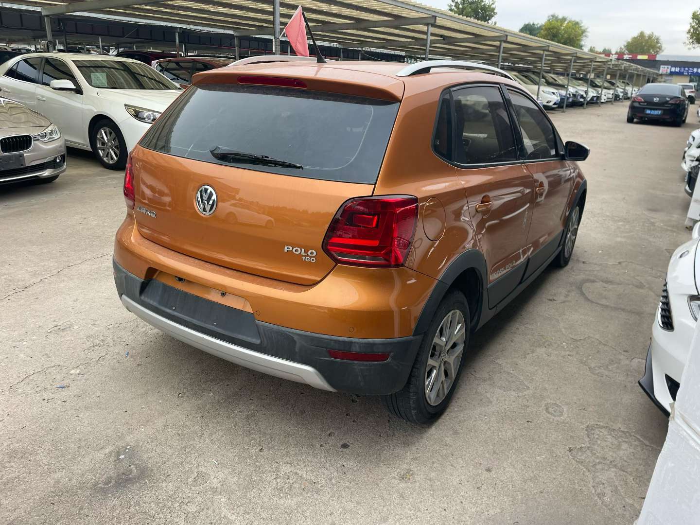 Volkswagen Polo 1.6L Sport Edition 6