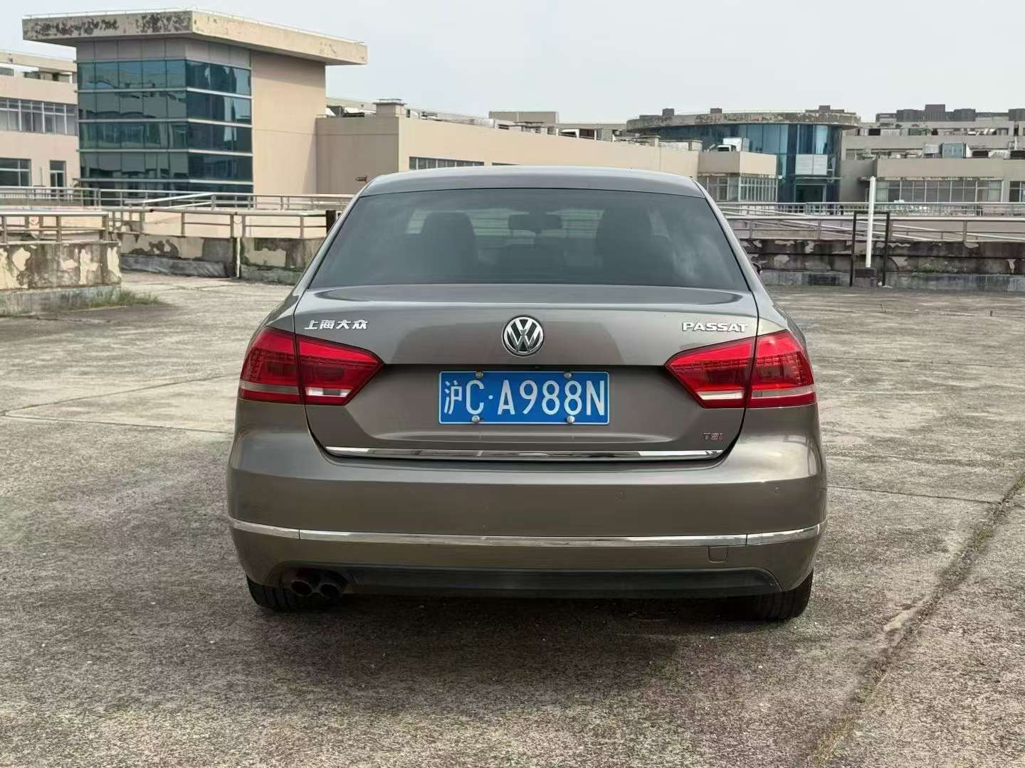 Volkswagen Passat 2012 1.8T Automatic 7