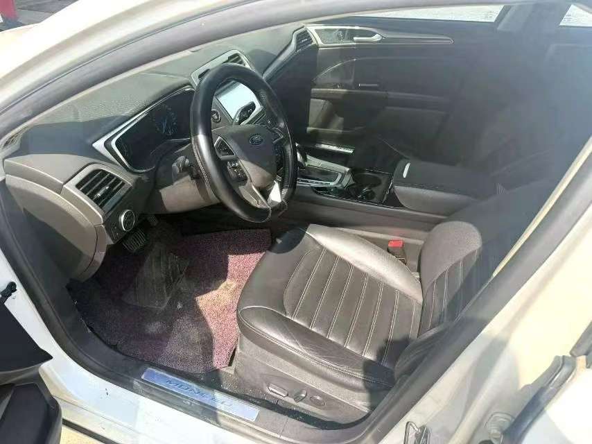 Ford Mondeo 2.0T Trend Edition 8