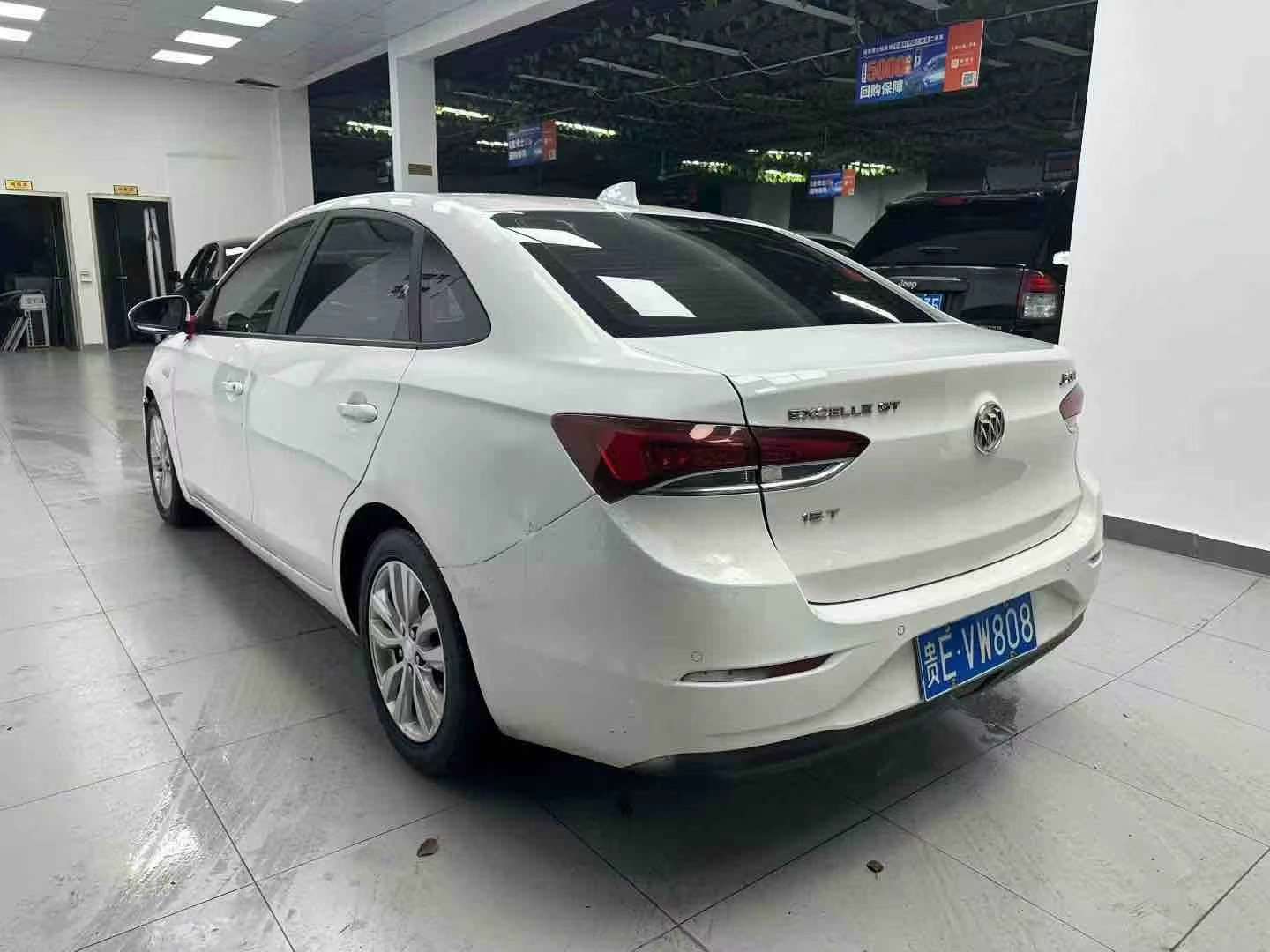 Buick Excelle 3
