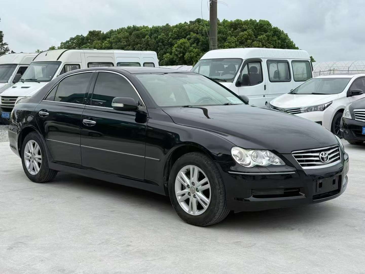 Toyota Reiz 3
