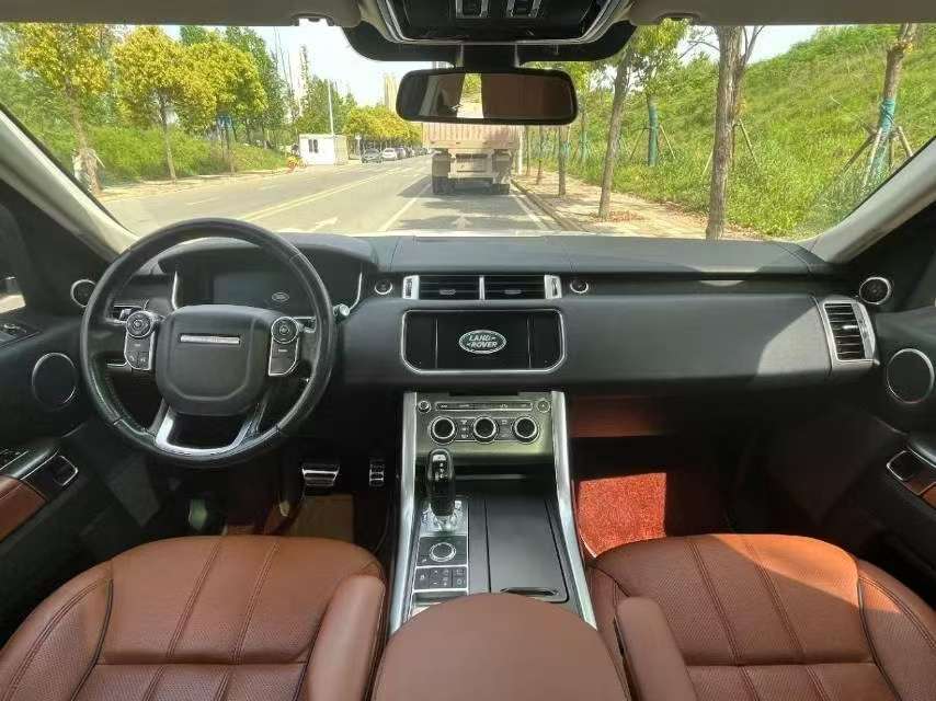 Land Rover Range Rover Sport 3.0 V6 HSE 5