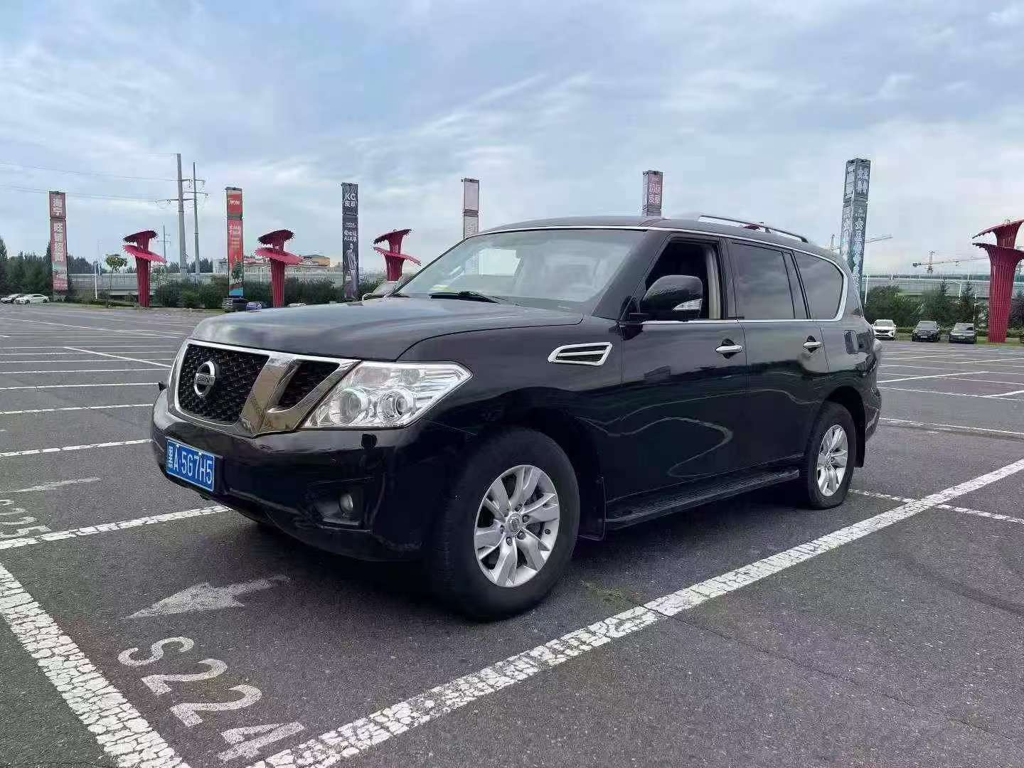 Nissan Patrol 2013 5.6L Automatic Sunroof 4WD 2