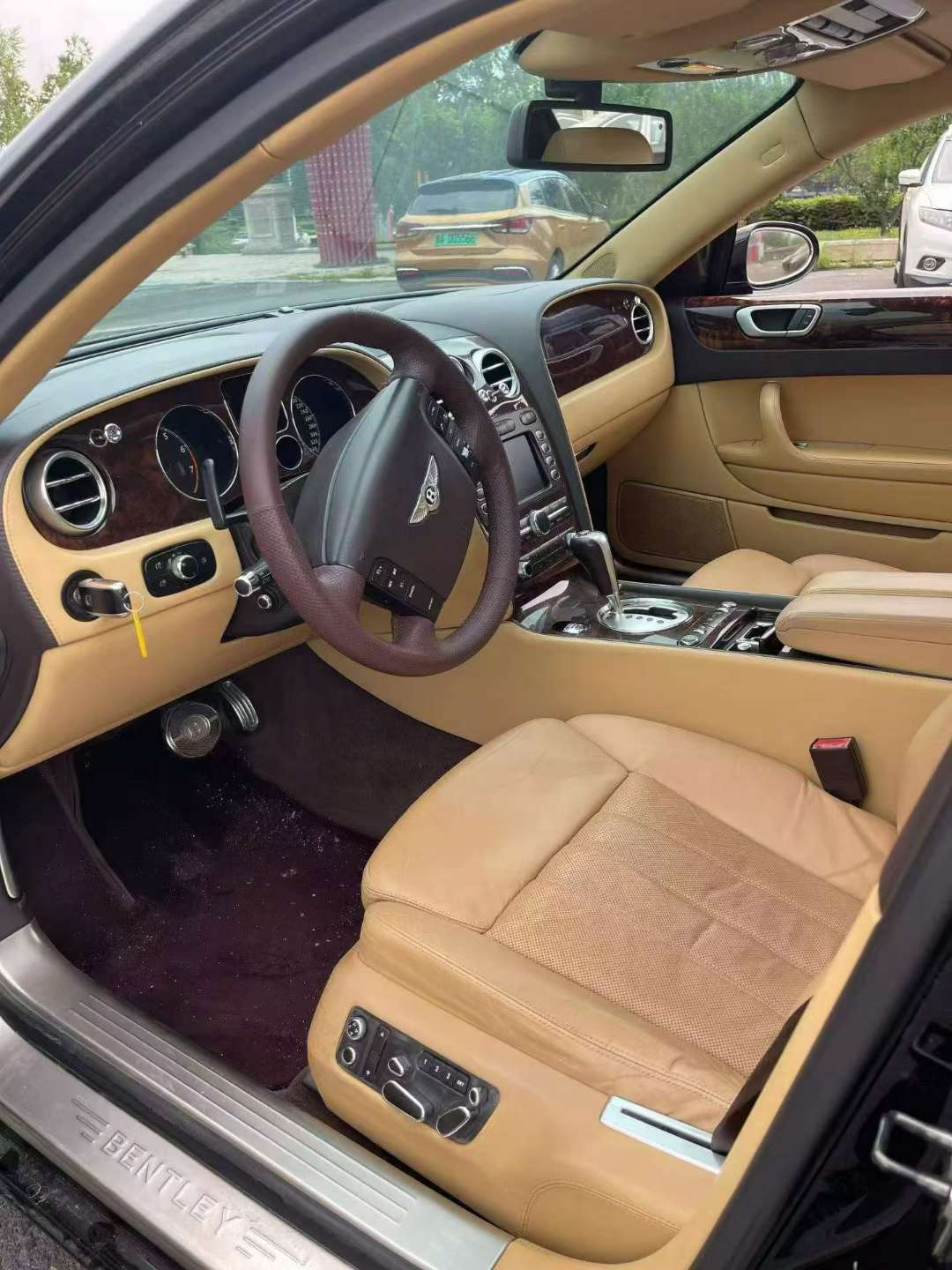 Bentley Flying Spur 2009 6.0TT V12 7