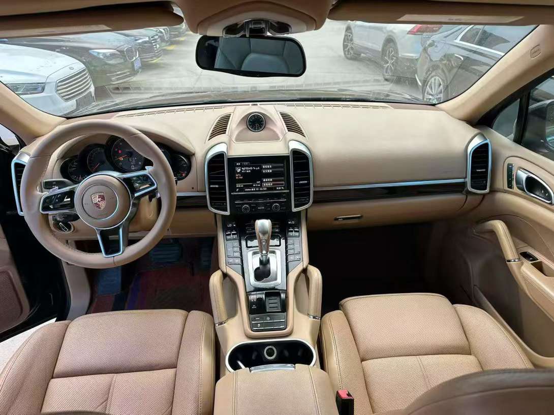 Porsche Cayenne 3.6L Automatic 8