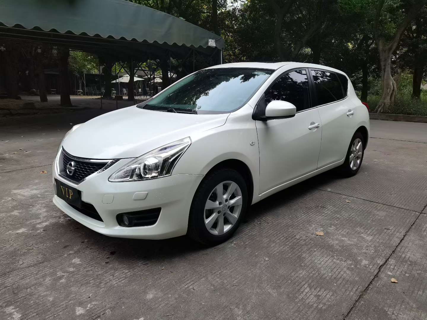 Nissan Tiida 1.6L Automatic with Sunroof