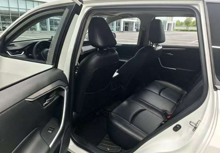 Toyota RAV4 2.0L FWD Fengshang 7