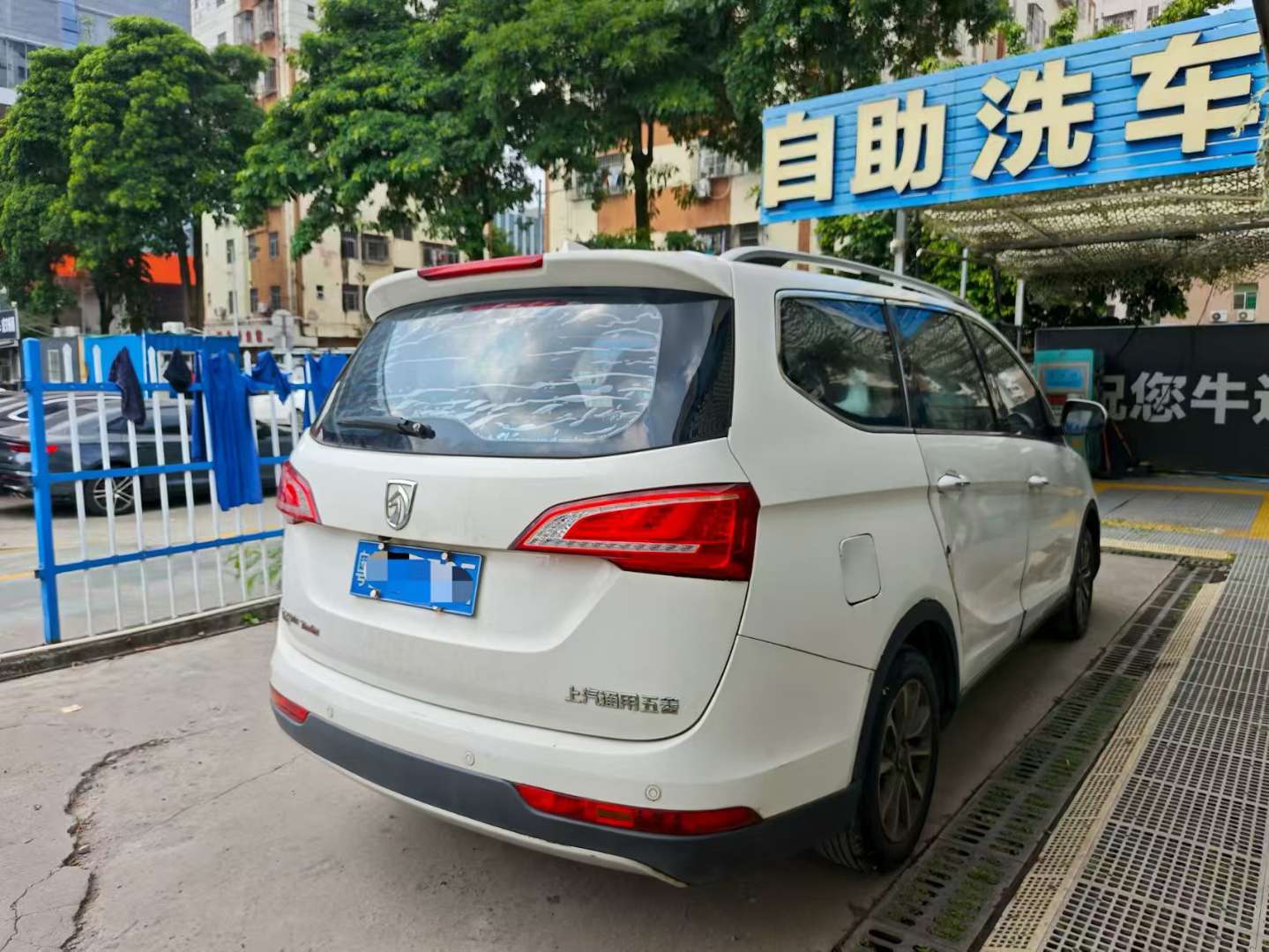 Baojun 730 1.5T DCT Style Edition 7-Seater 3