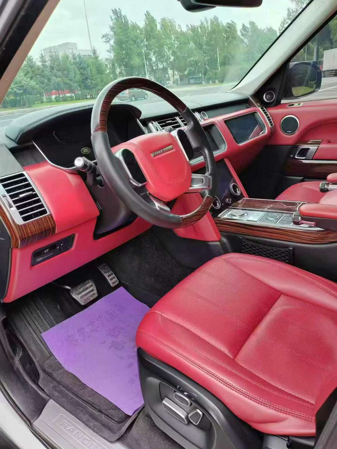 Land Rover Range Rover Vogue 7