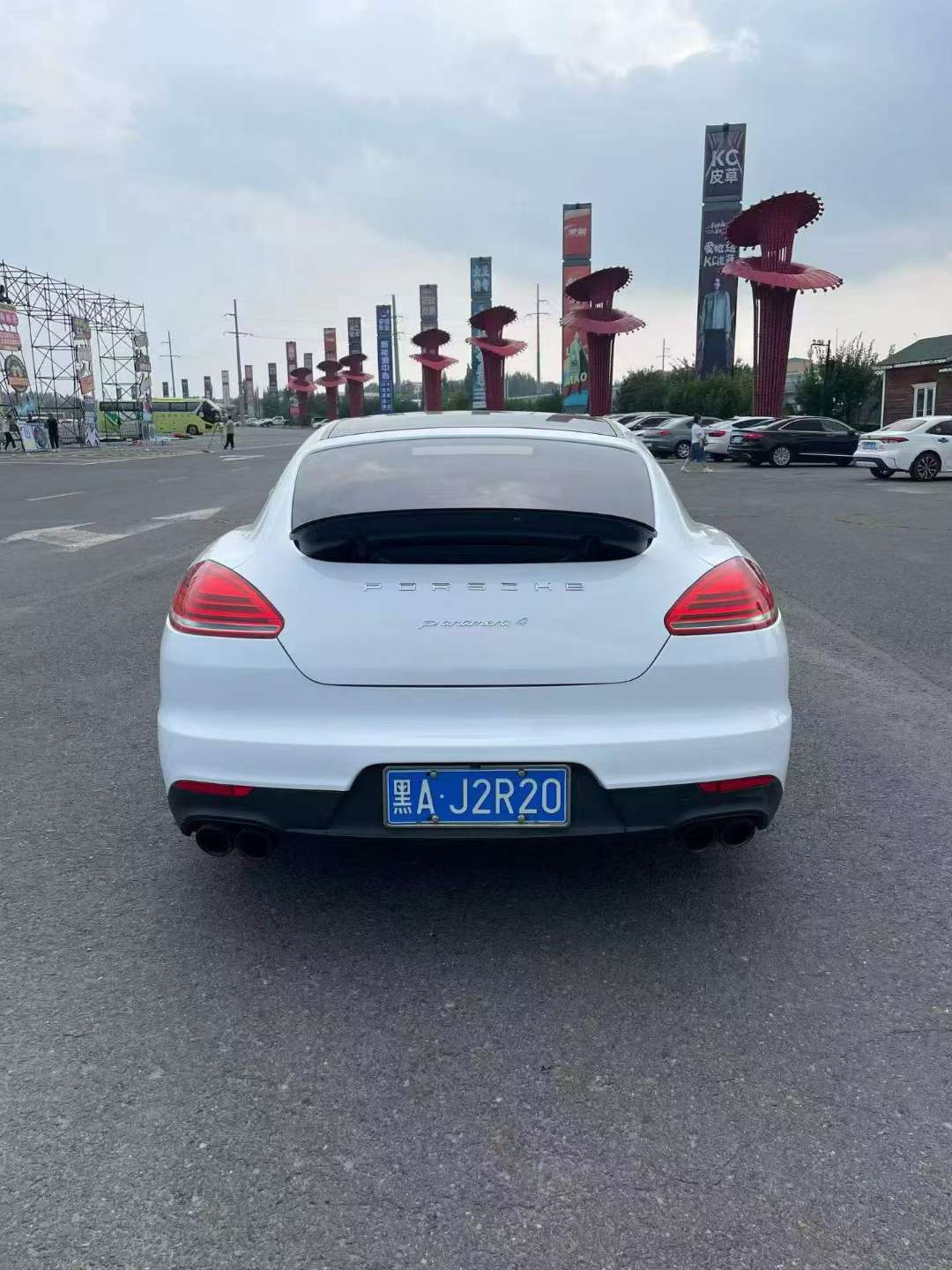 Porsche Panamera 6