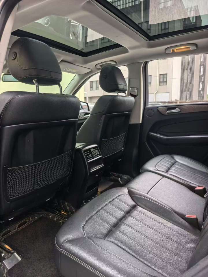 Mercedes-Benz GLE 4