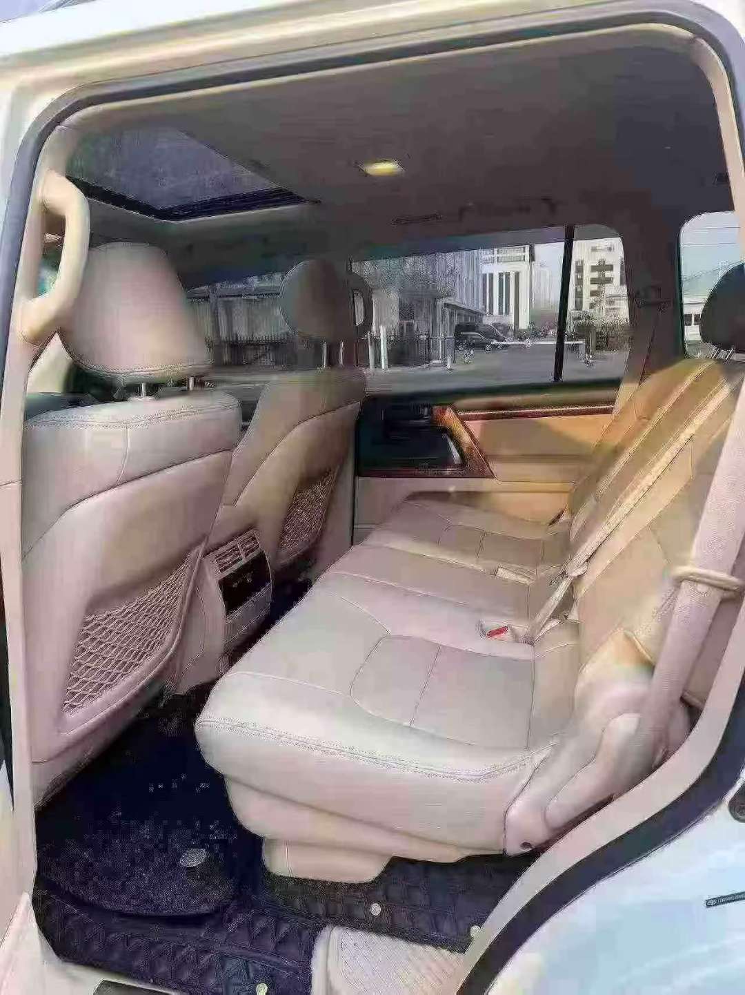 Toyota Land Cruiser 2015 Middle East Spec 8-Seater 9