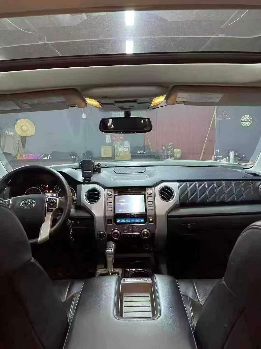Toyota Tundra 2014 5.7L Automatic 4WD 8