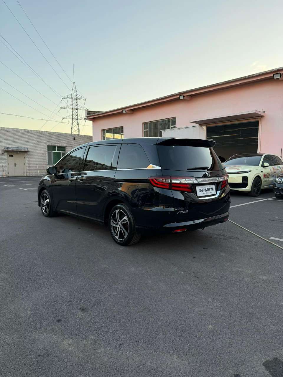 Honda Odyssey 2017 High Trim 7-Seater 9