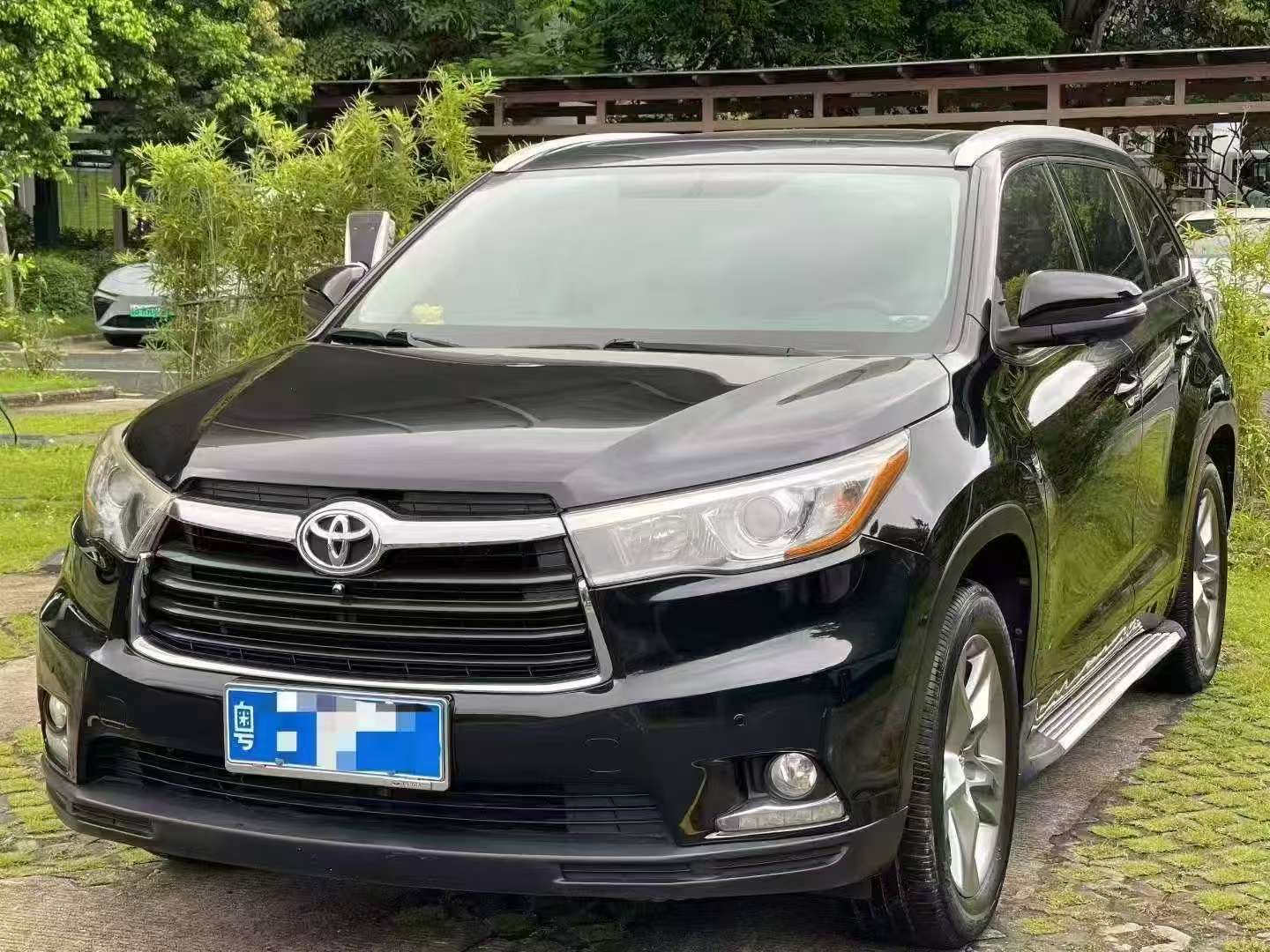 Toyota Highlander 2.0T AWD Luxury Navigation Edition