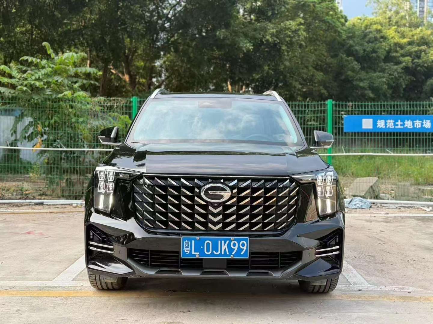 GAC Trumpchi GS8 2022 2.0T 2WD Luxury Smart Connect Edition (7-Seater)