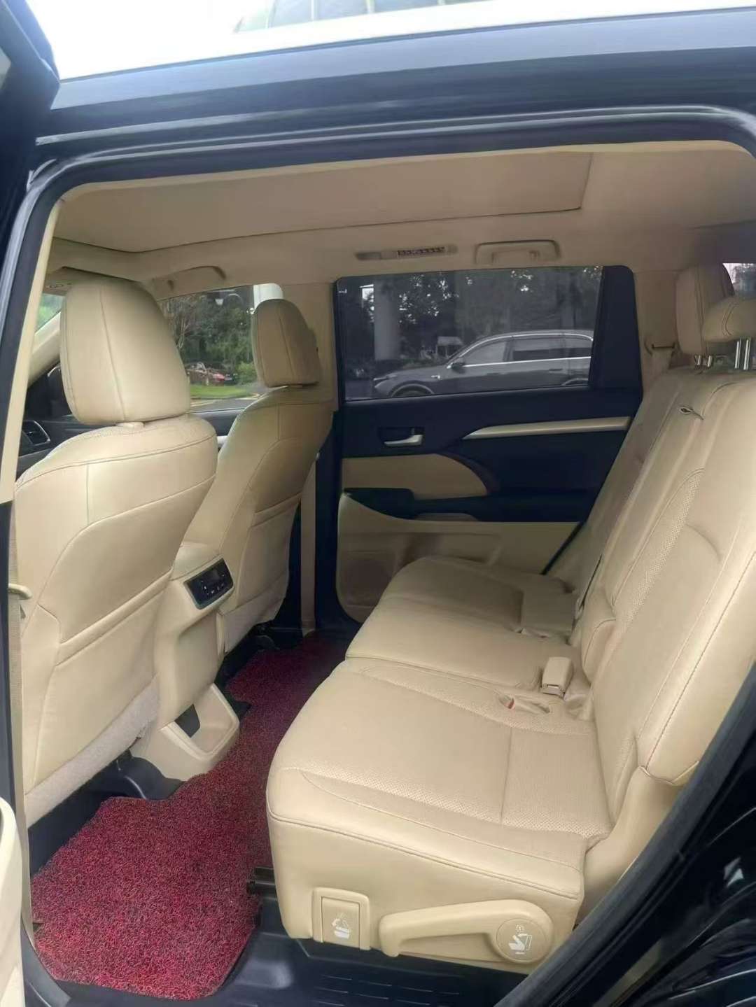 Toyota Highlander 2.0T AWD Luxury Navigation Edition 5