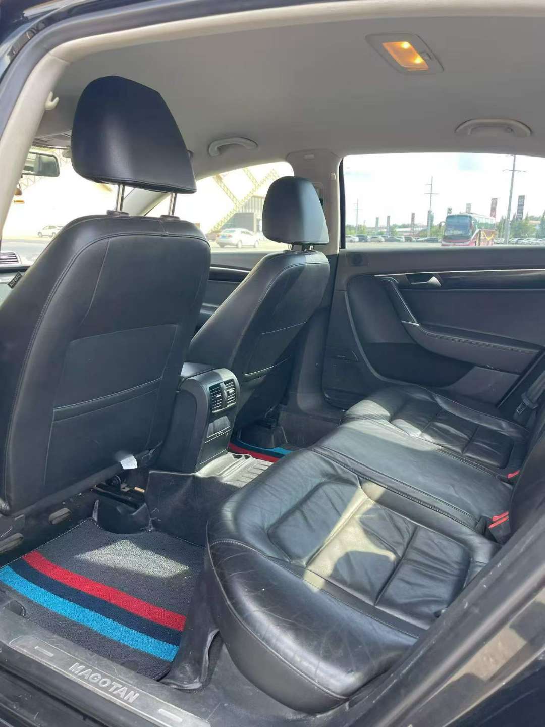 Volkswagen Magotan 2013 1.8T Automatic 9
