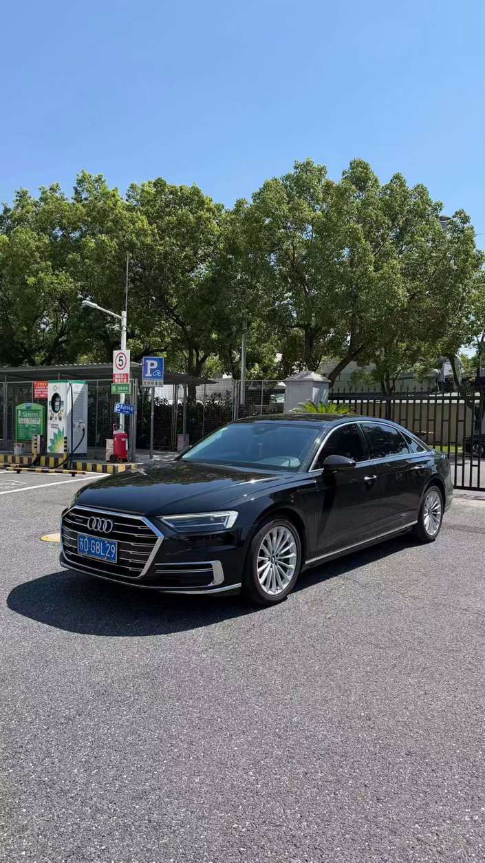 Audi A8L 2020 3.0T 50TFSI Quattro Comfort