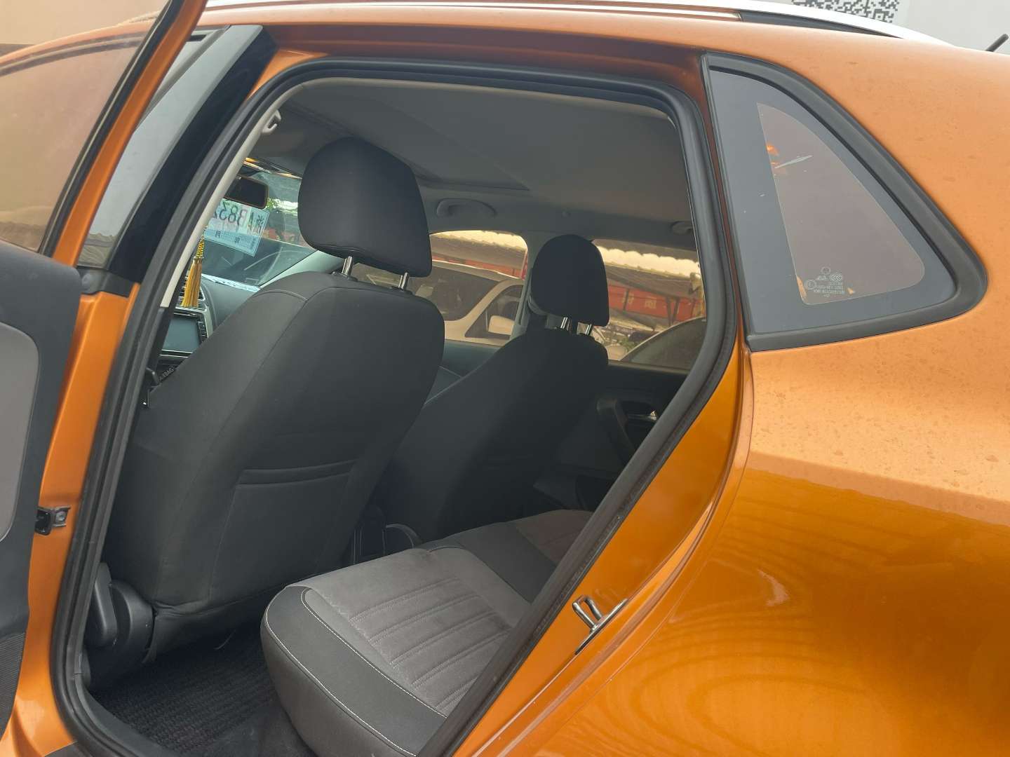 Volkswagen Polo 1.6L Sport Edition 3