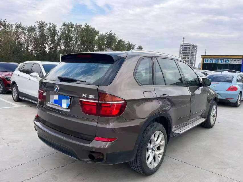 BMW X5 2013 xDrive35i Leading Edition 9