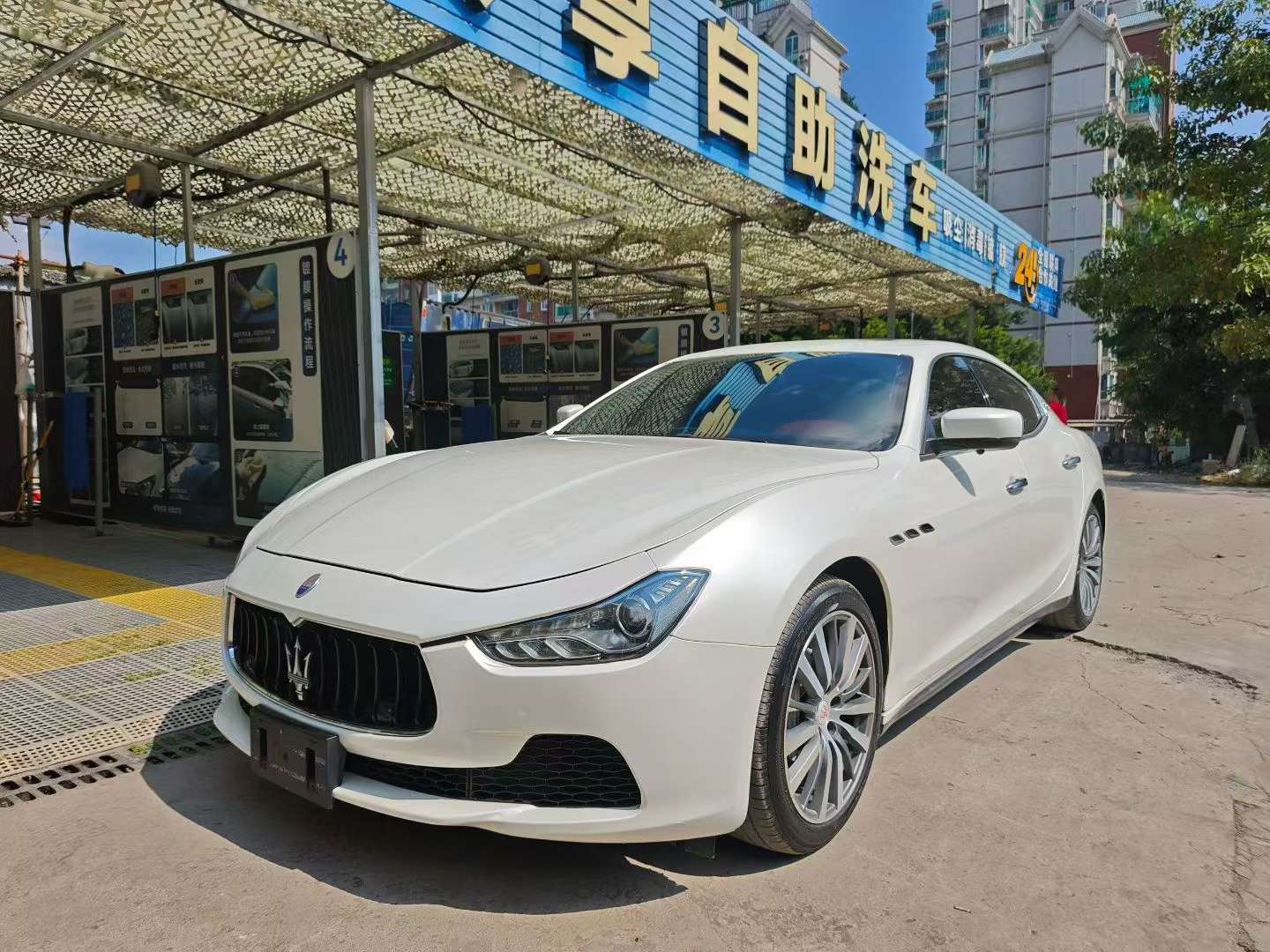 Maserati Ghibli 3.0T Standard 2