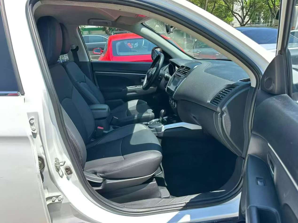 Mitsubishi ASX 2.0L Automatic 9