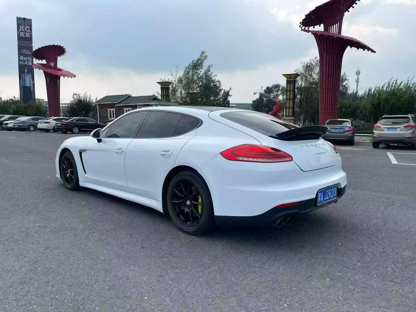 Porsche Panamera 5