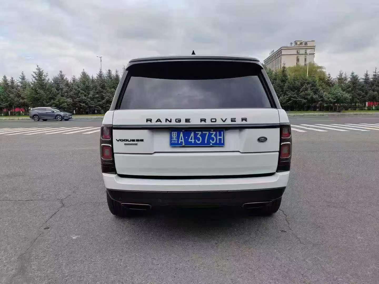 Land Rover Range Rover Vogue 4
