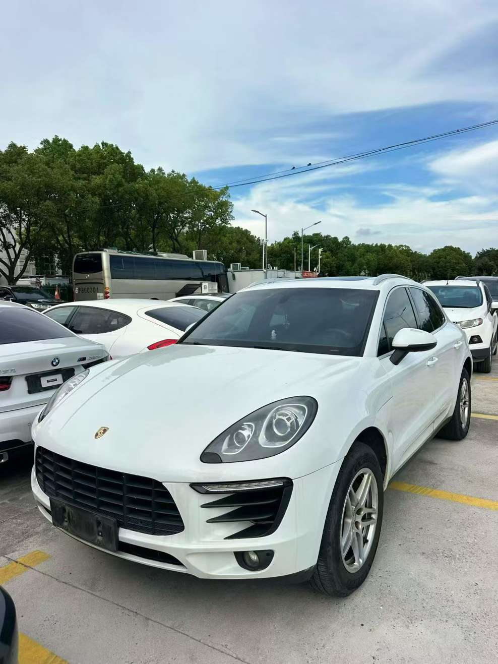 Porsche Macan 2.0T Automatic Panoramic Sunroof Seat Heating Bose Sound System 2