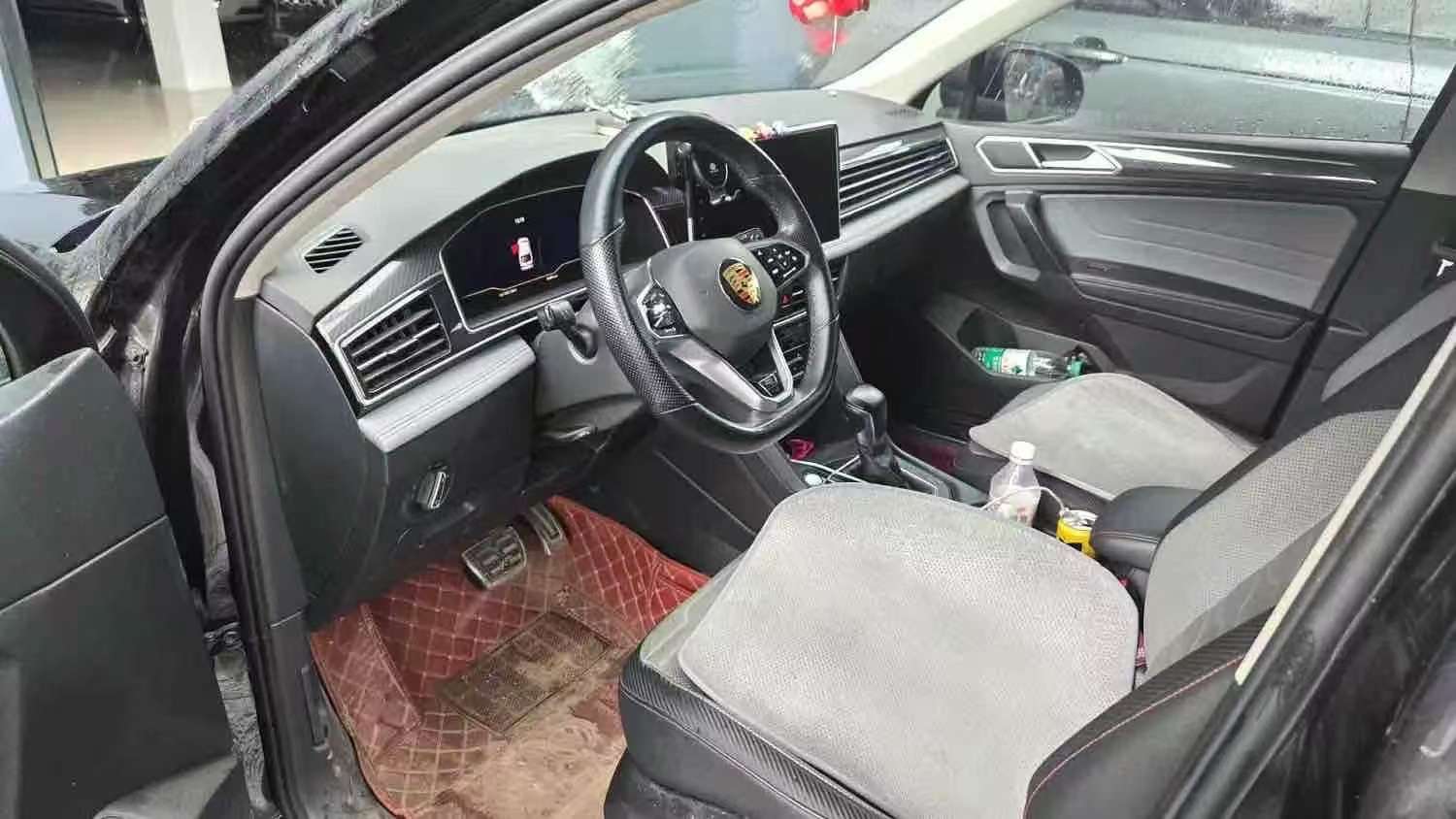Volkswagen Tiguan X 2.0TSI 330TSI 2WD Flagship 4