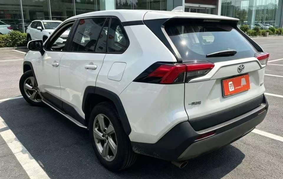 Toyota RAV4 2.0L FWD Fengshang 3