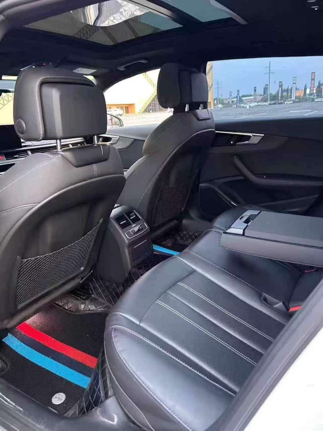 Audi A4L Luxury Dynamic 9