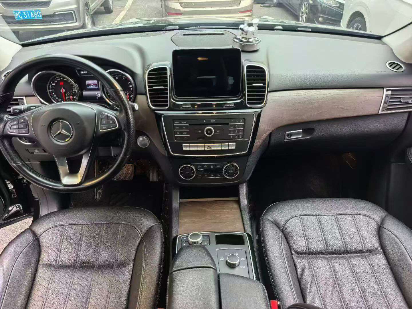 Mercedes-Benz GLE 6