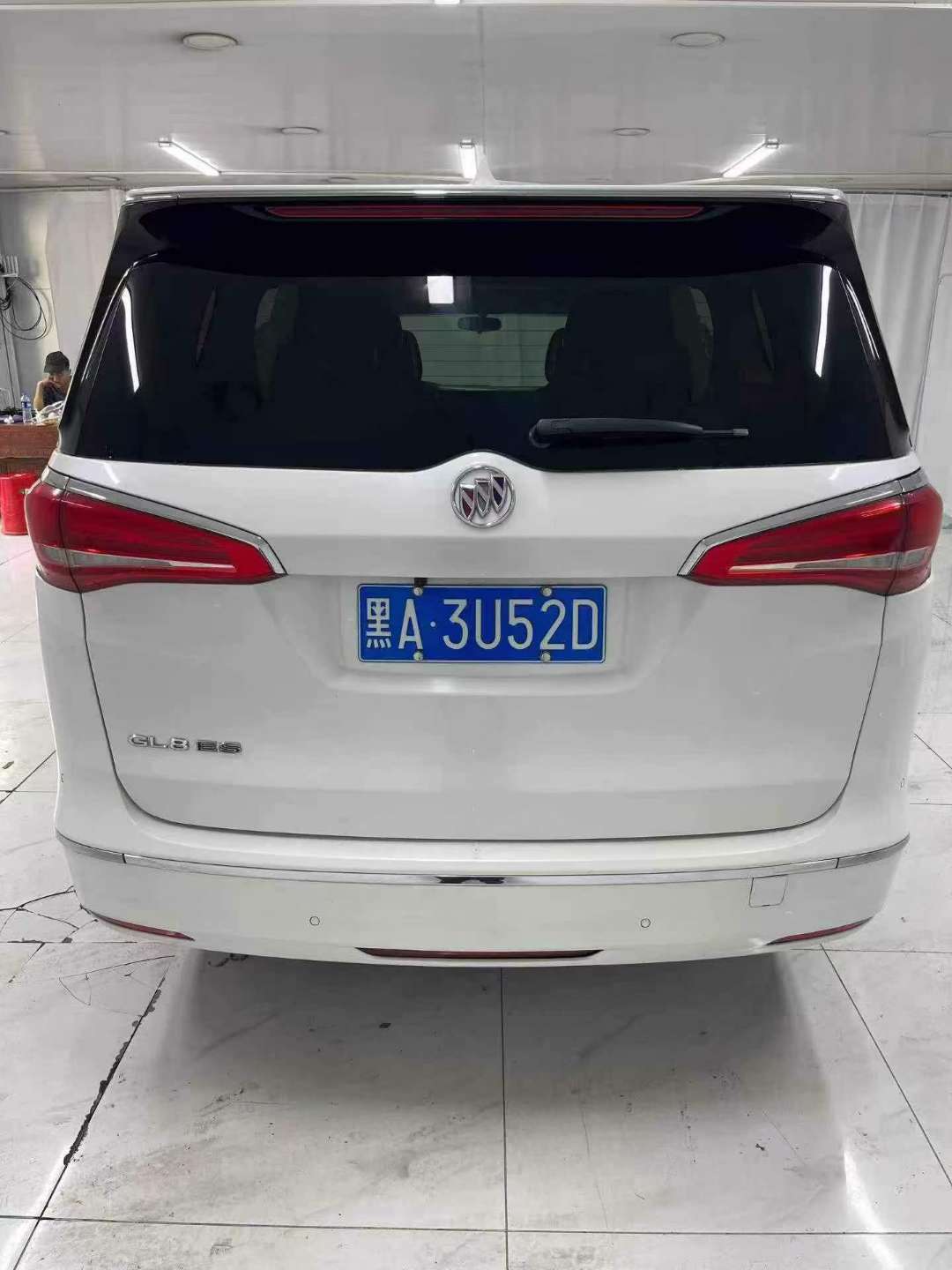 Buick GL8 ES 2.0T Automatic 6