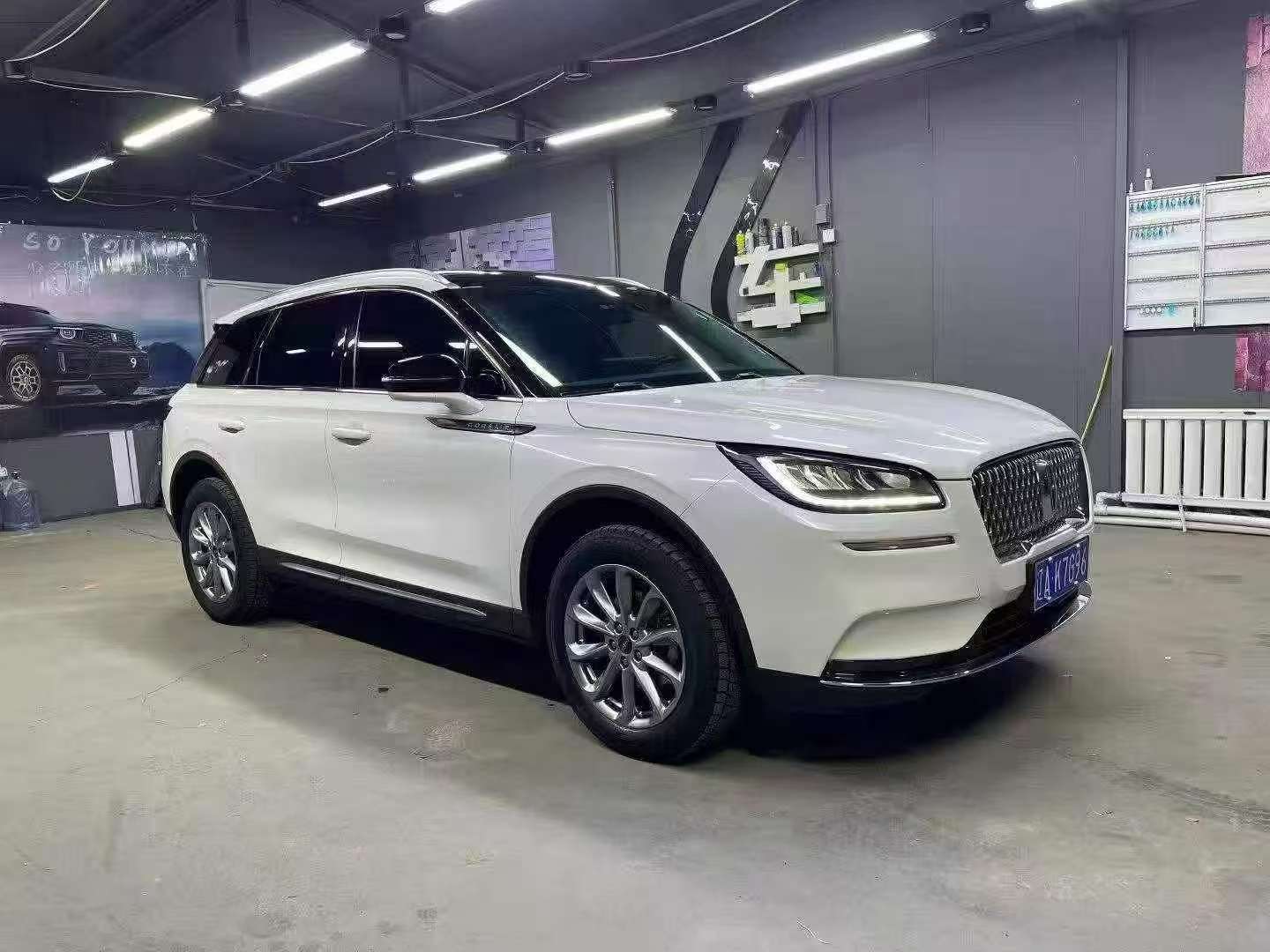 Lincoln Corsair 2021 2.0T FWD Reserve Edition 3