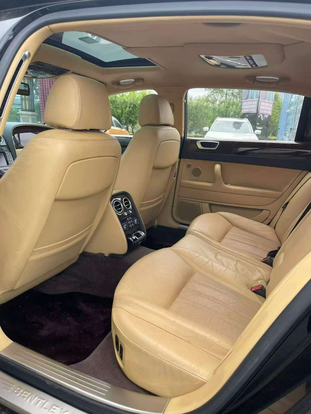 Bentley Flying Spur 2009 6.0TT V12 9