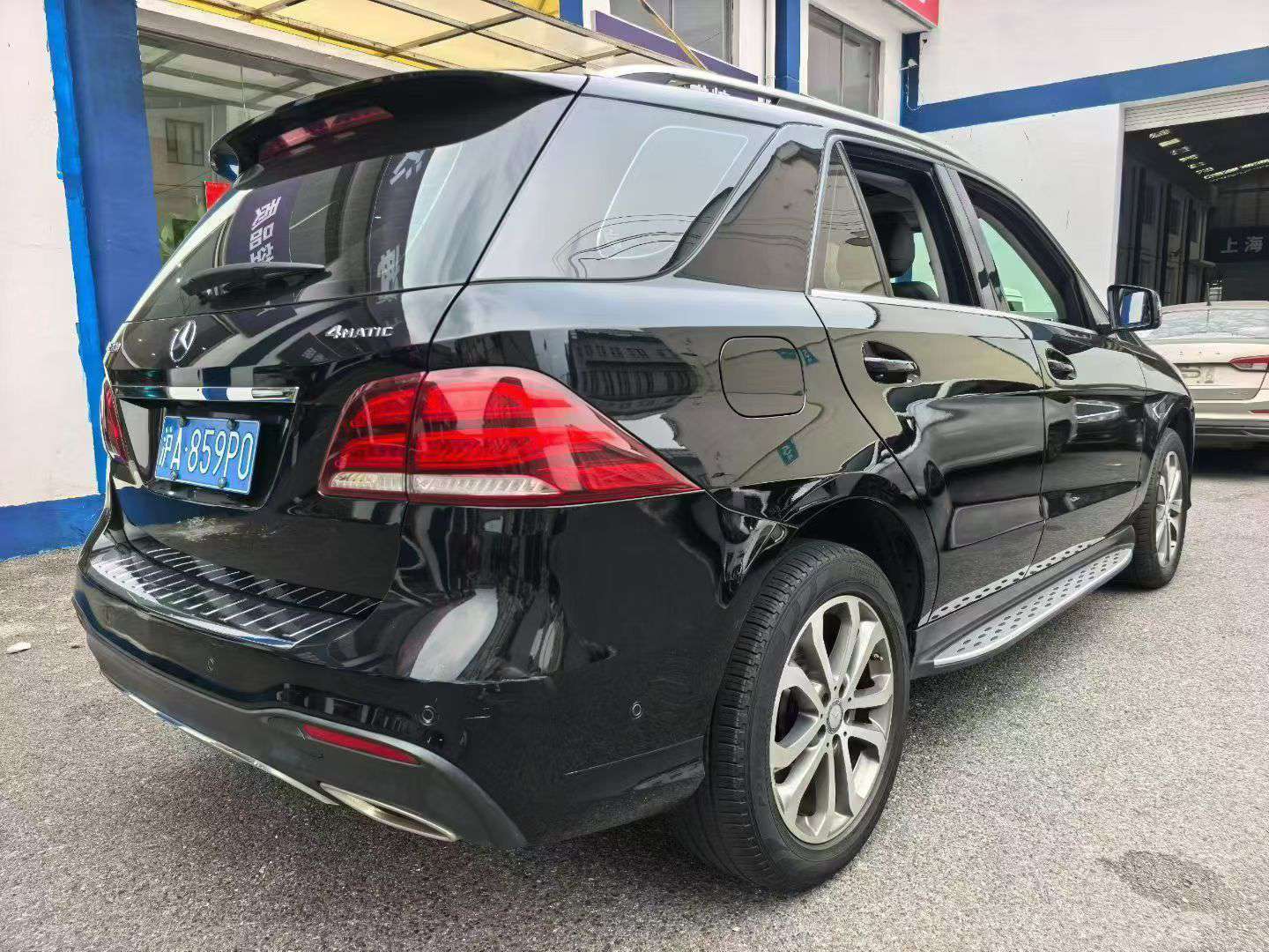 Mercedes-Benz GLE 7